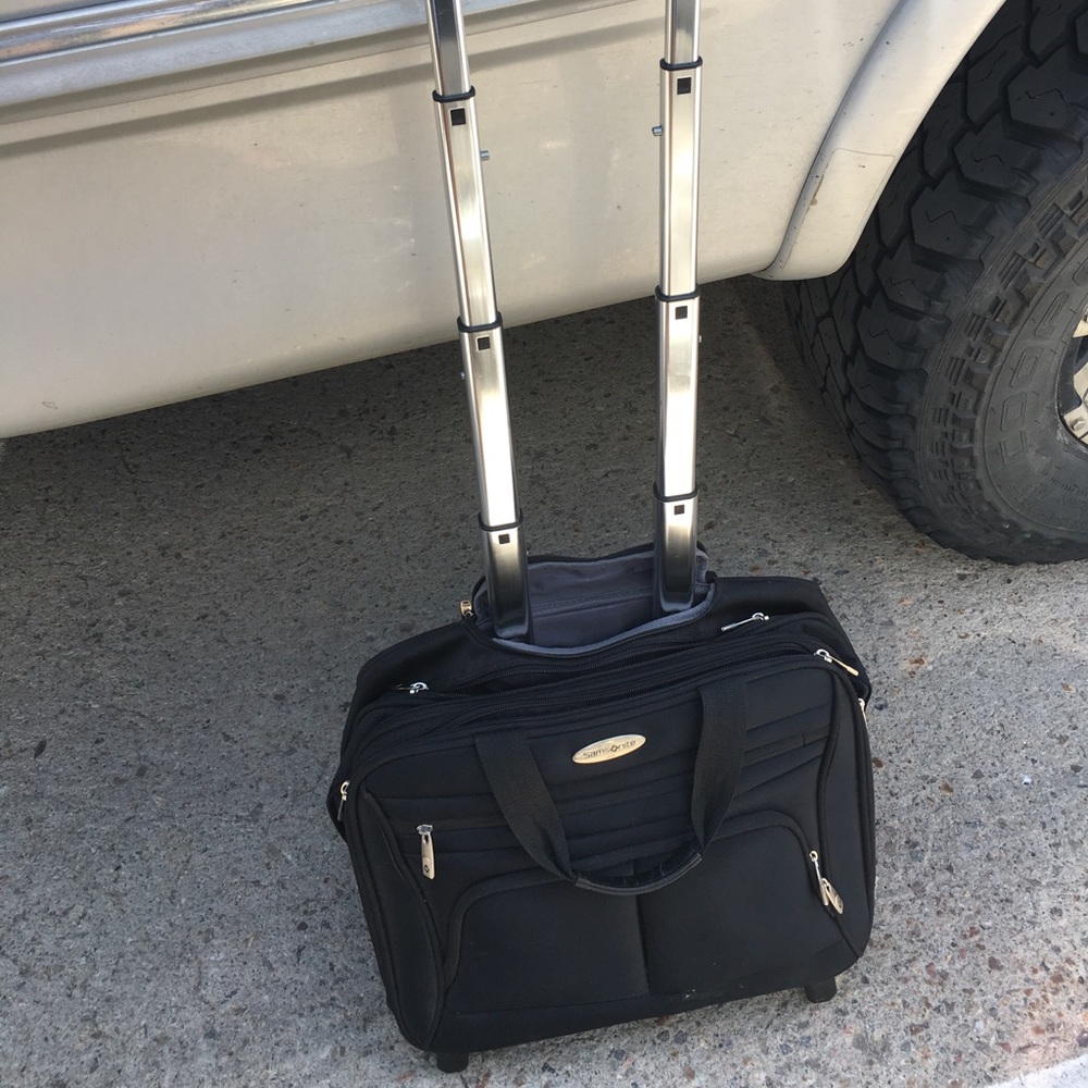 Rolling business bag